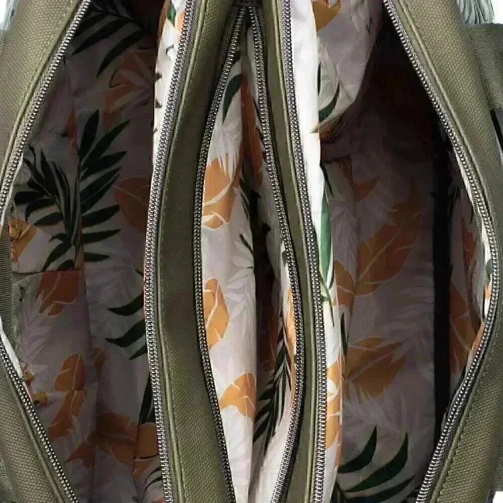 LUG Aviator Carry-All Tote / Shoulder Bag / Overnight Bag / Work Bag - O… - Picture 5 of 16